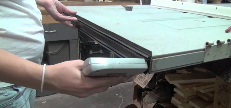 damaged steel door repair Ferry Pass